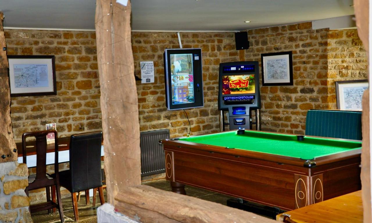 The Hollybush Inn And B&B Priors Marston Ngoại thất bức ảnh