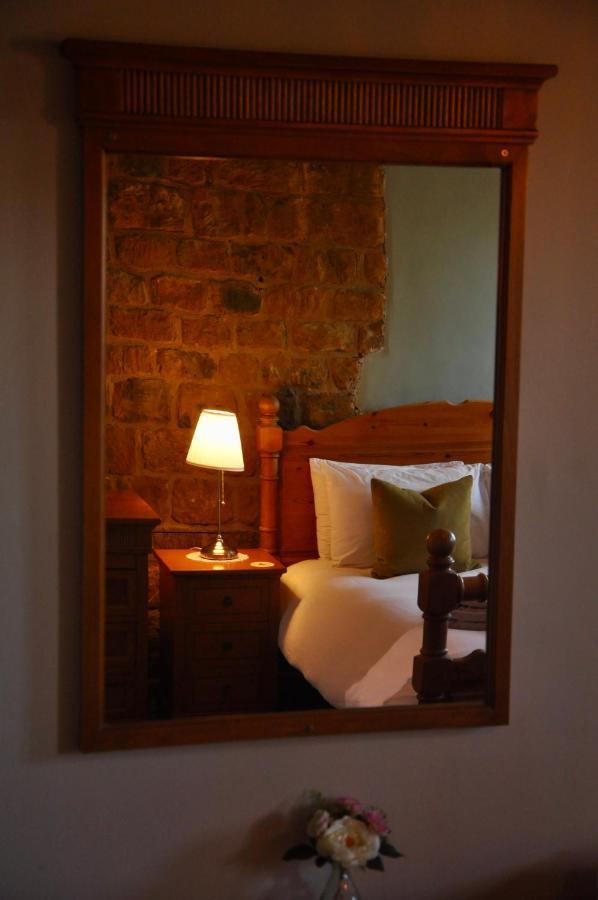The Hollybush Inn And B&B Priors Marston Ngoại thất bức ảnh