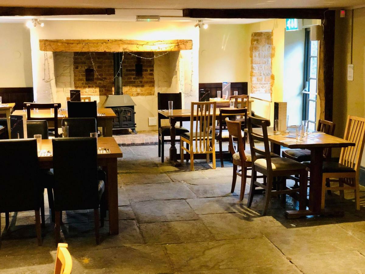 The Hollybush Inn And B&B Priors Marston Ngoại thất bức ảnh