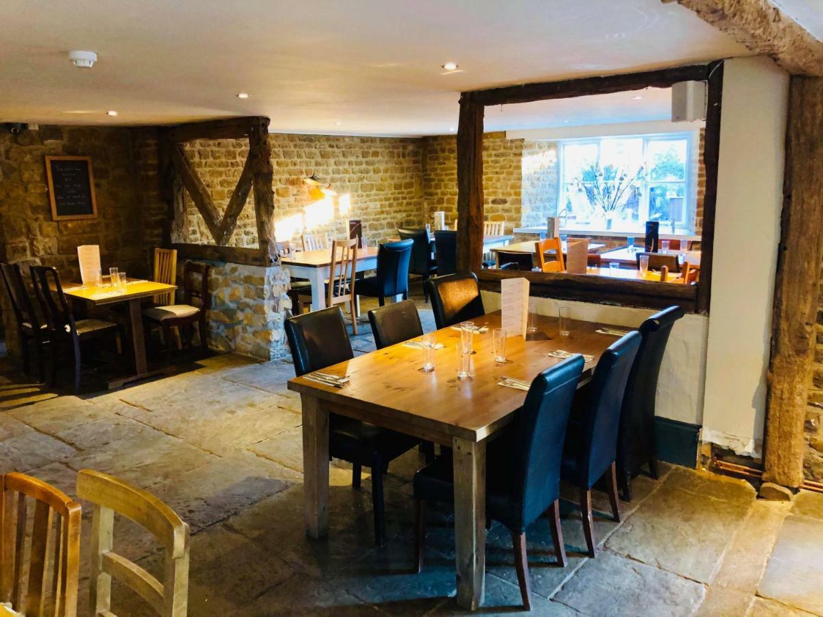 The Hollybush Inn And B&B Priors Marston Ngoại thất bức ảnh