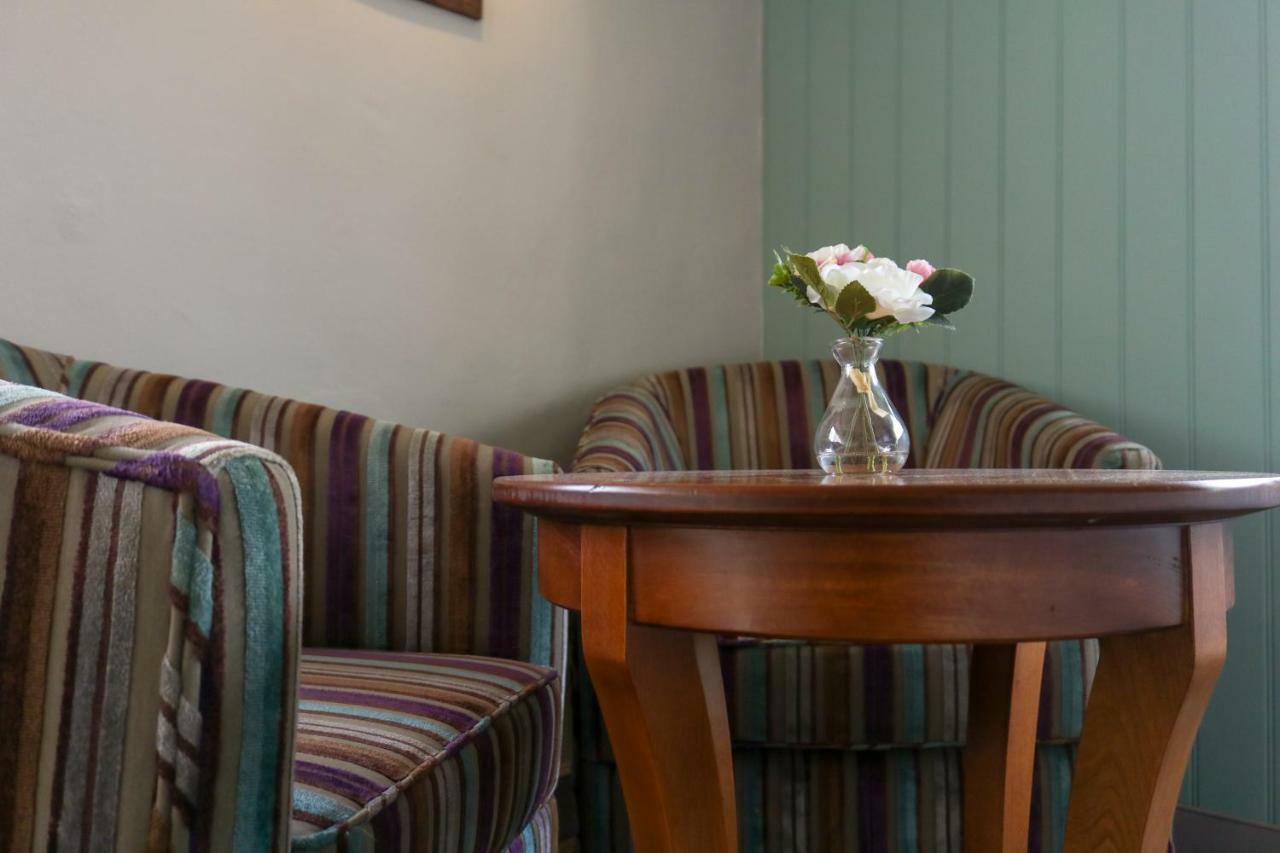 The Hollybush Inn And B&B Priors Marston Ngoại thất bức ảnh